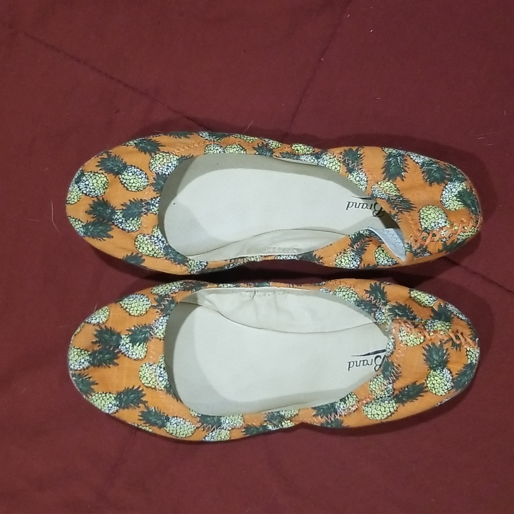 Lucky Brand Emmie Pineapple flats